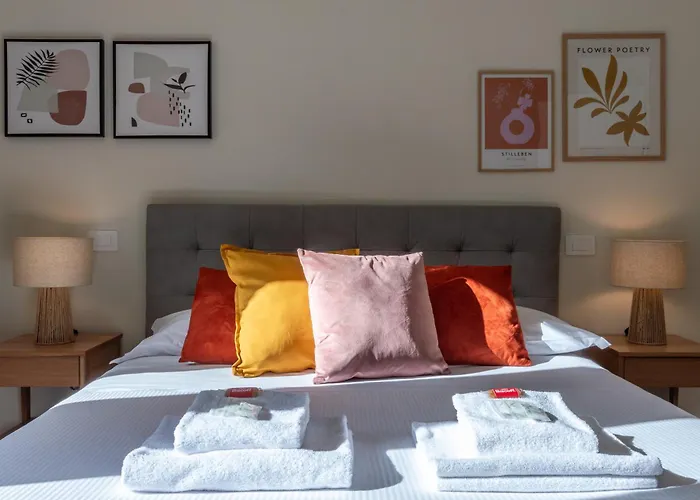 Sunlit Heaven * Siena