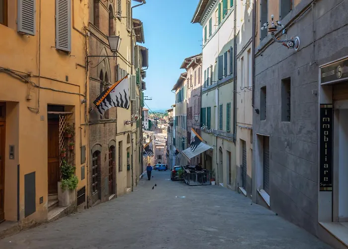 Sunlit Heaven Apartment